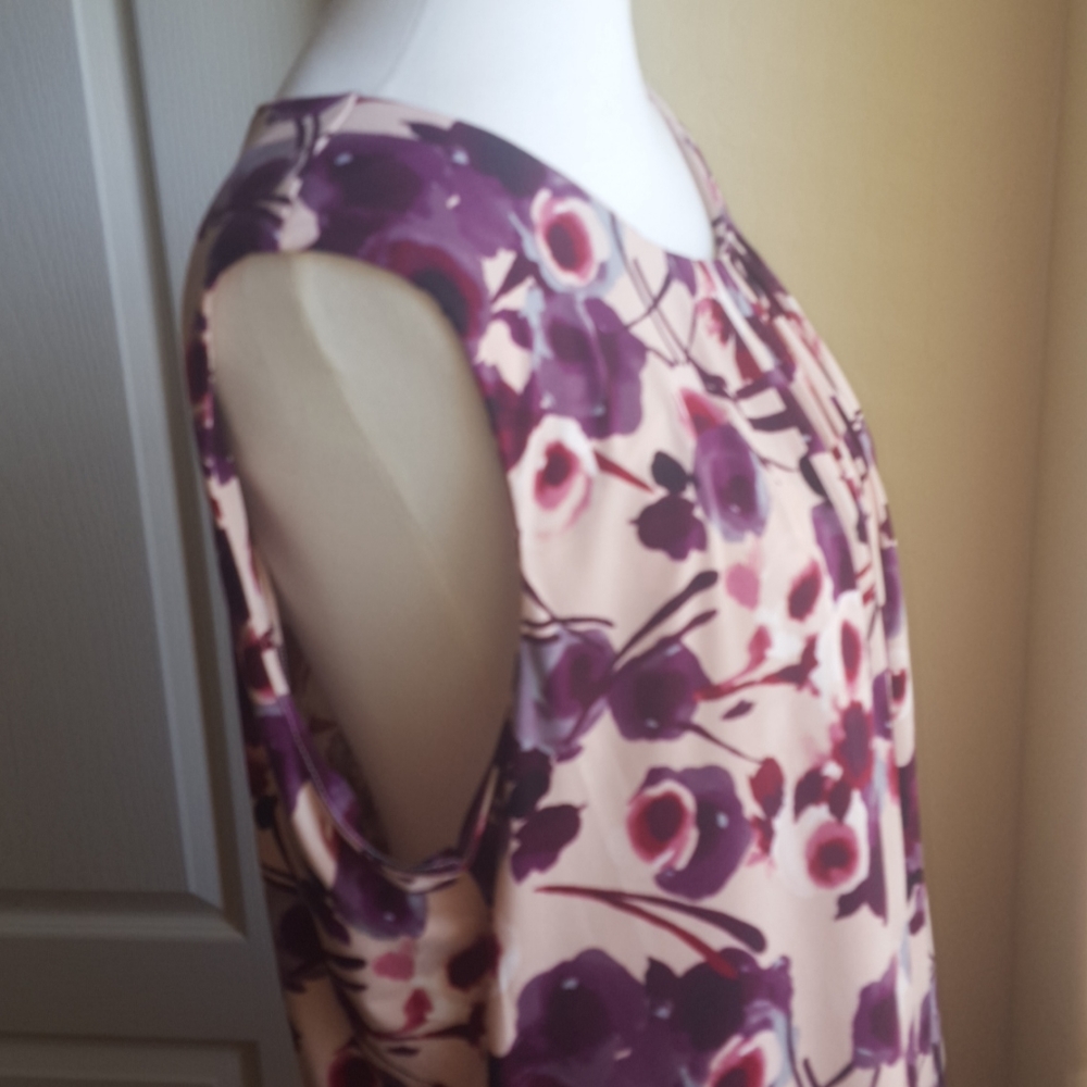 Calvin Klein Sleeveless Blouse - Picture 3 of 4